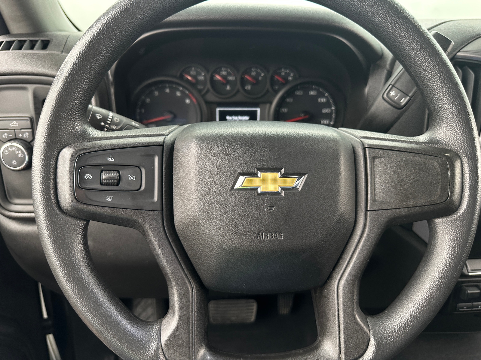 Thumbnail: 2021 Chevrolet Silverado 1500 - 5