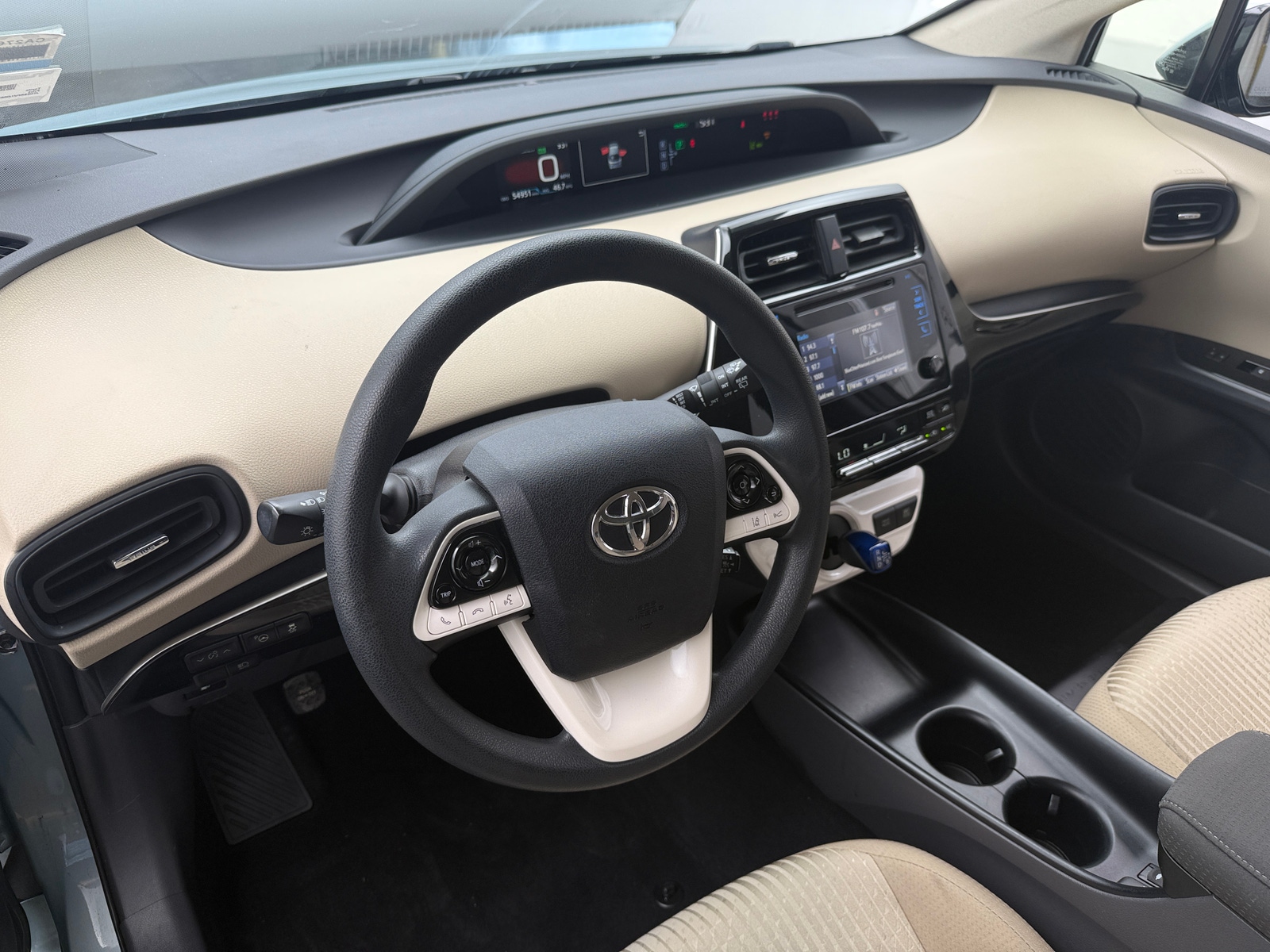Thumbnail: 2018 Toyota Prius - 3