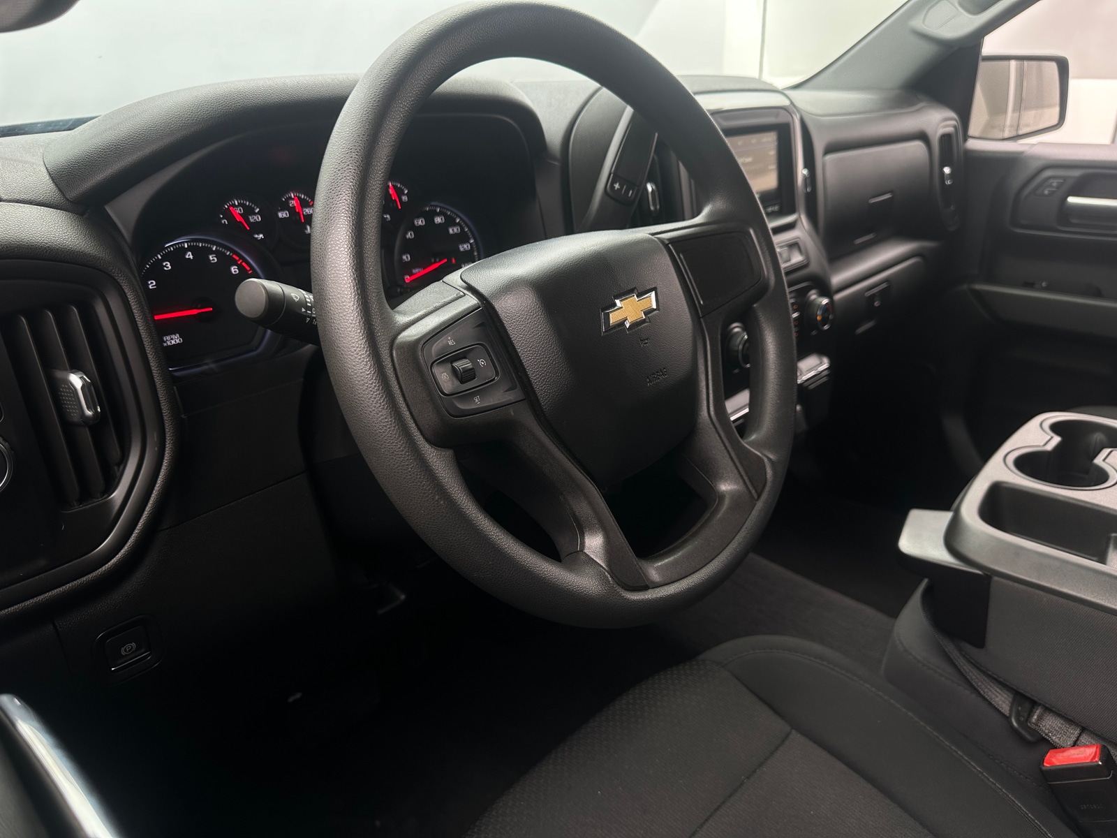 Thumbnail: 2019 Chevrolet Silverado 1500 - 3
