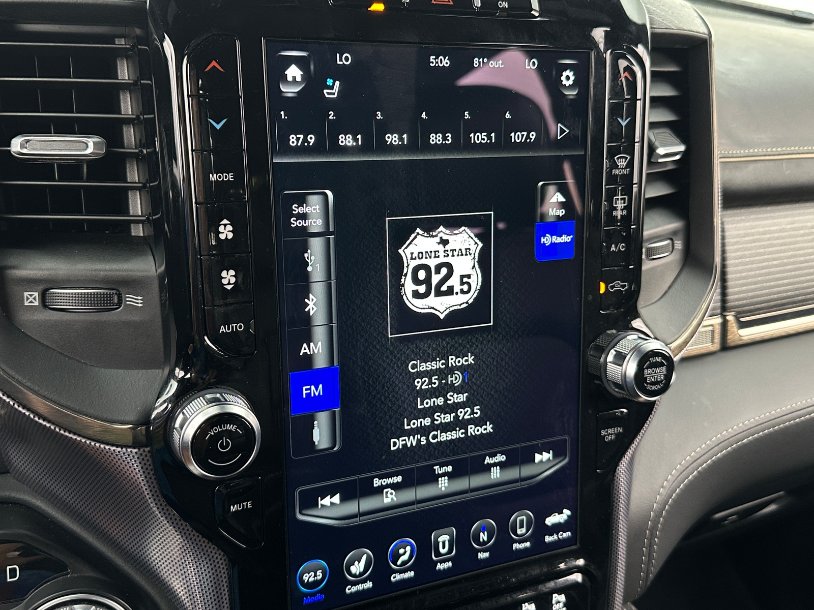 Thumbnail: 2020 RAM 1500 - 3