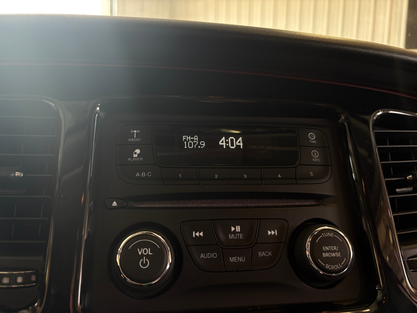 Thumbnail: 2015 Dodge Dart - 4