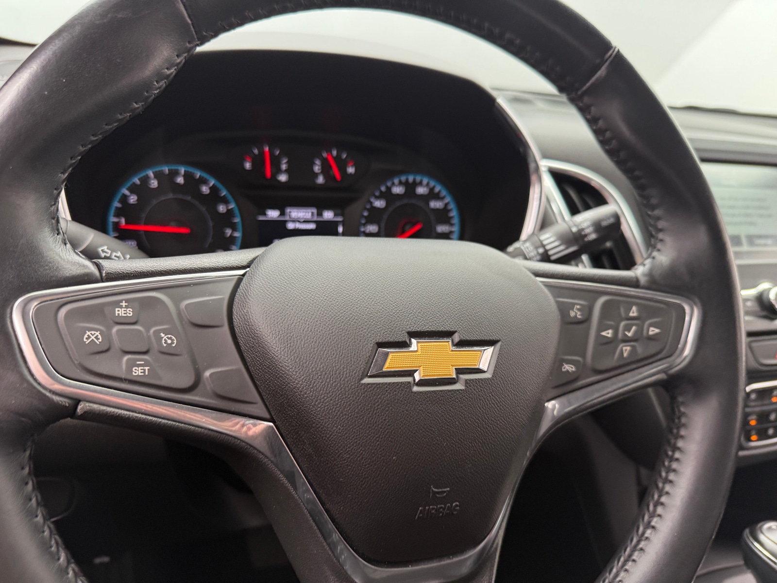 Thumbnail: 2018 Chevrolet Equinox - 5