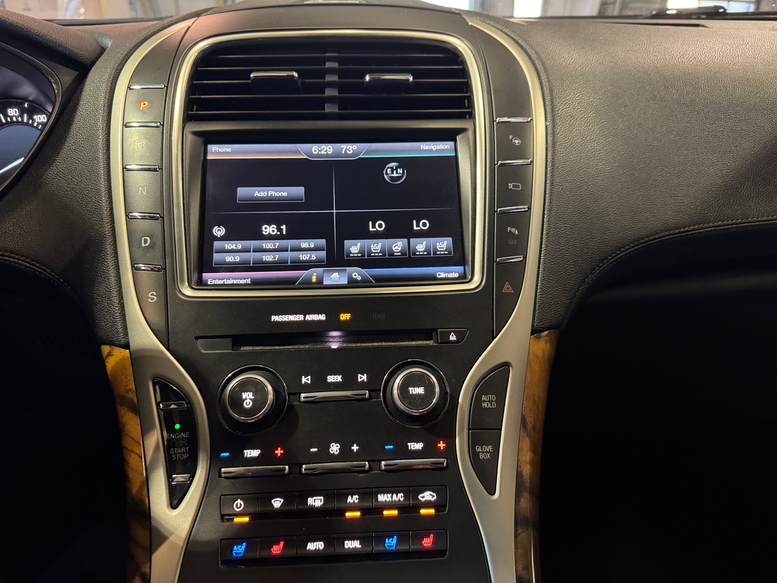 Thumbnail: 2016 Lincoln MKX - 3