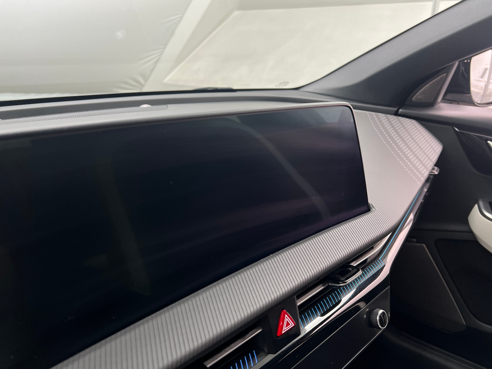 Thumbnail: 2023 Kia EV6 - 4