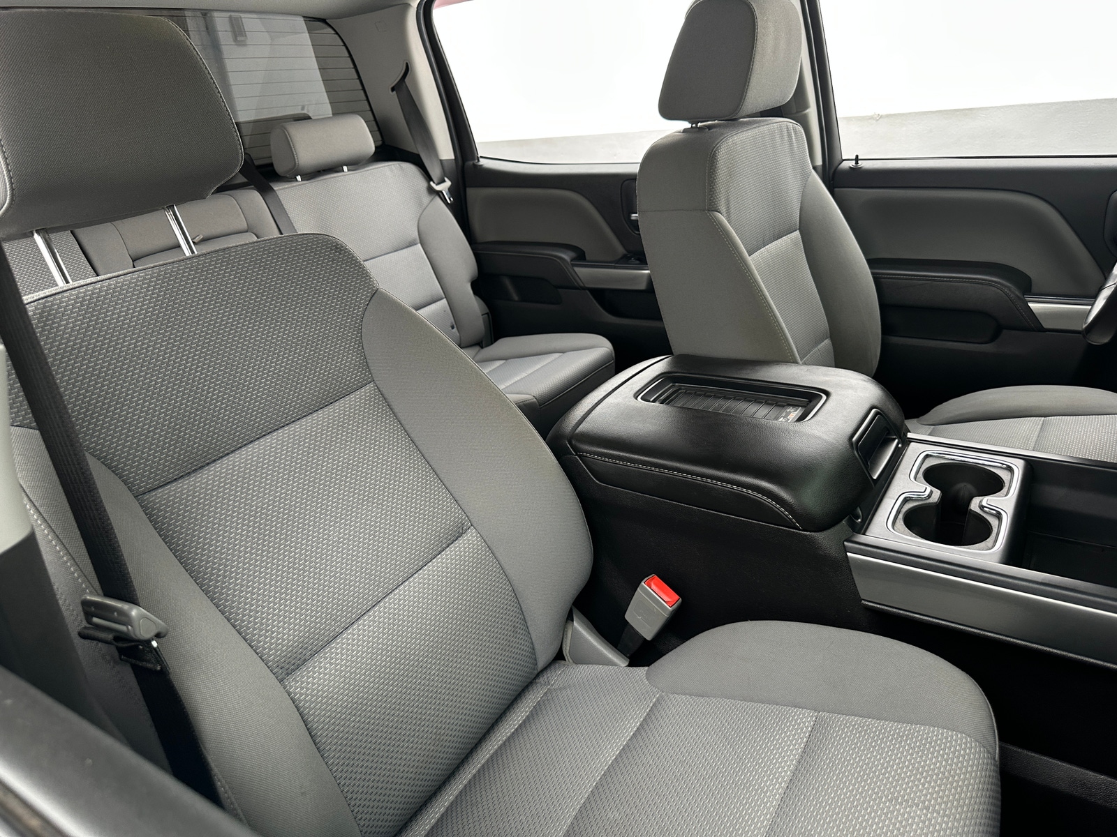 Thumbnail: 2018 Chevrolet Silverado 1500 - 2
