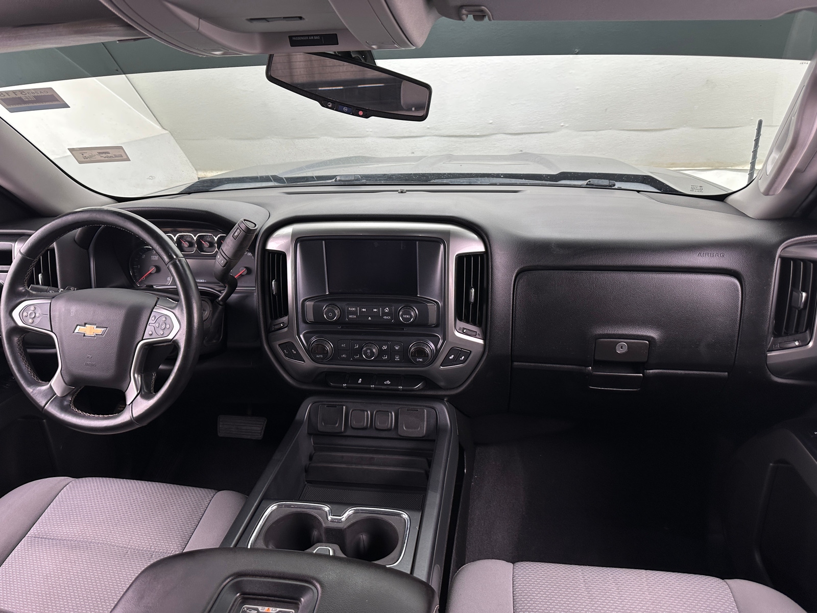 Thumbnail: 2018 Chevrolet Silverado 1500 - 3