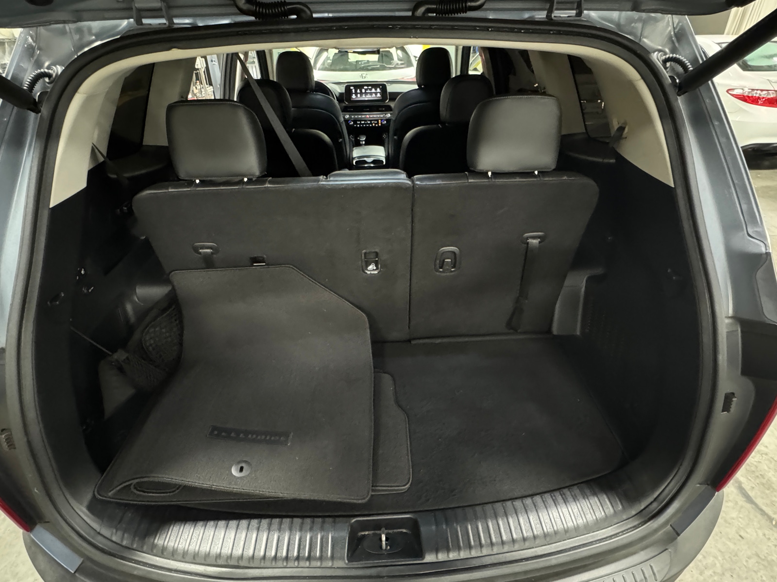 Thumbnail: 2020 Kia Telluride - 6
