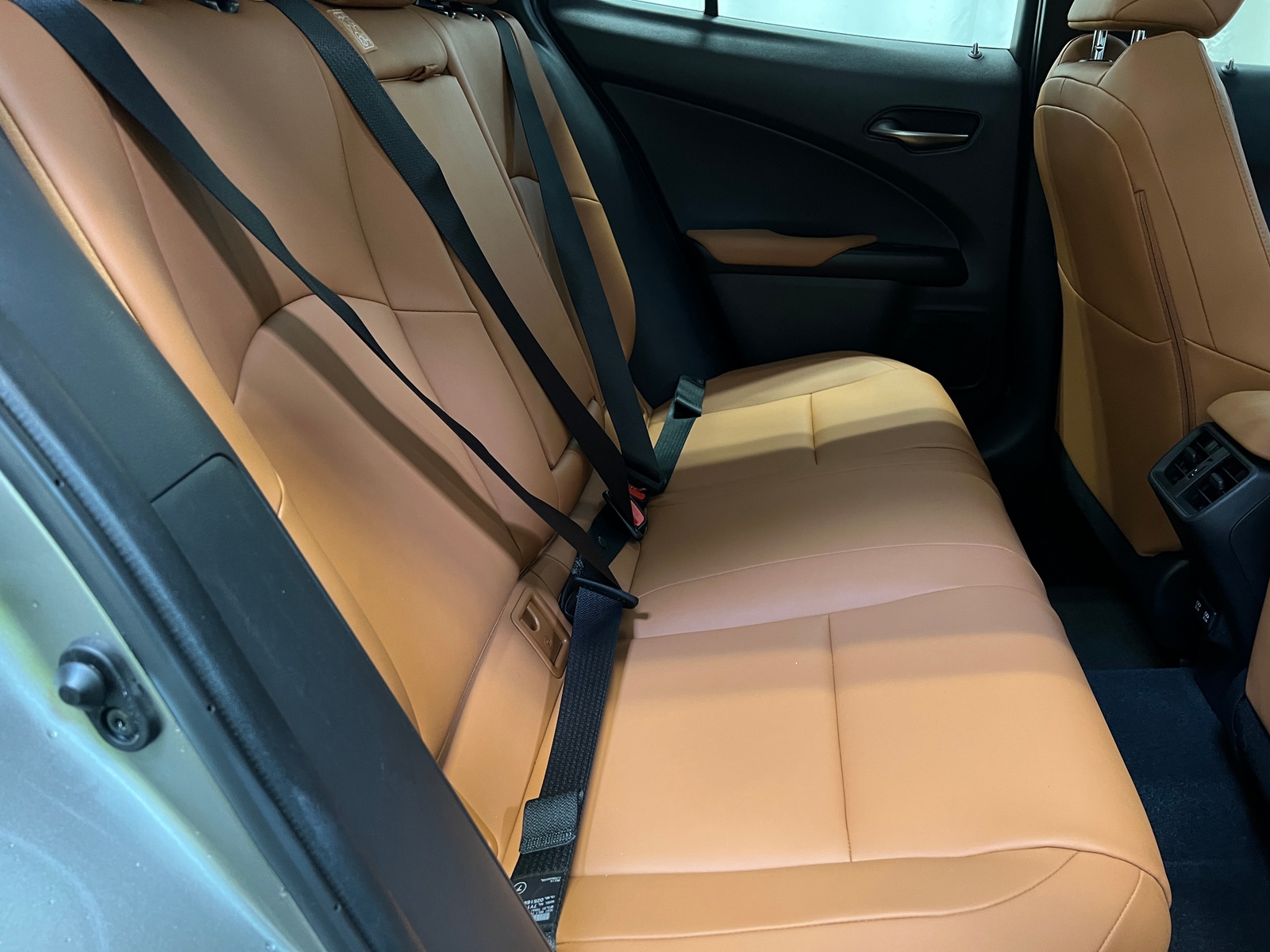 Thumbnail: 2020 Lexus UX - 5
