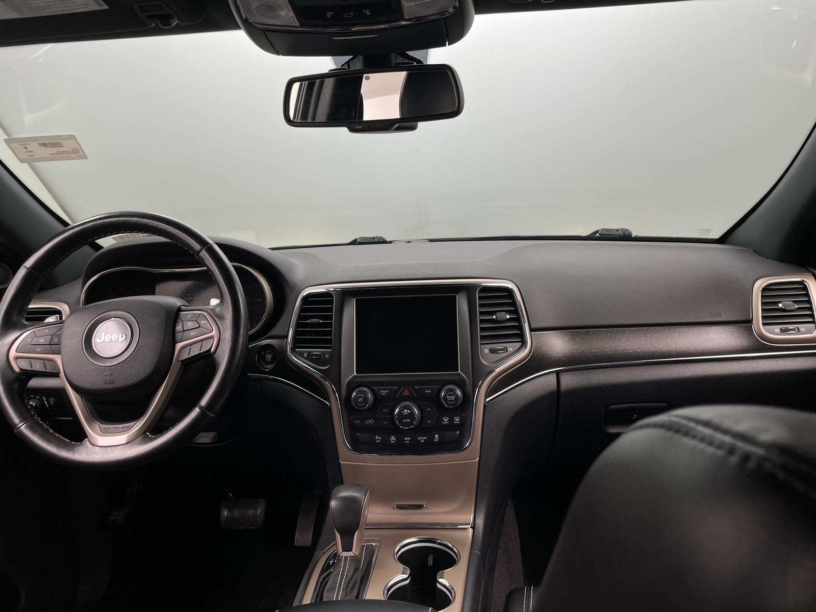 Thumbnail: 2016 Jeep Grand Cherokee - 2