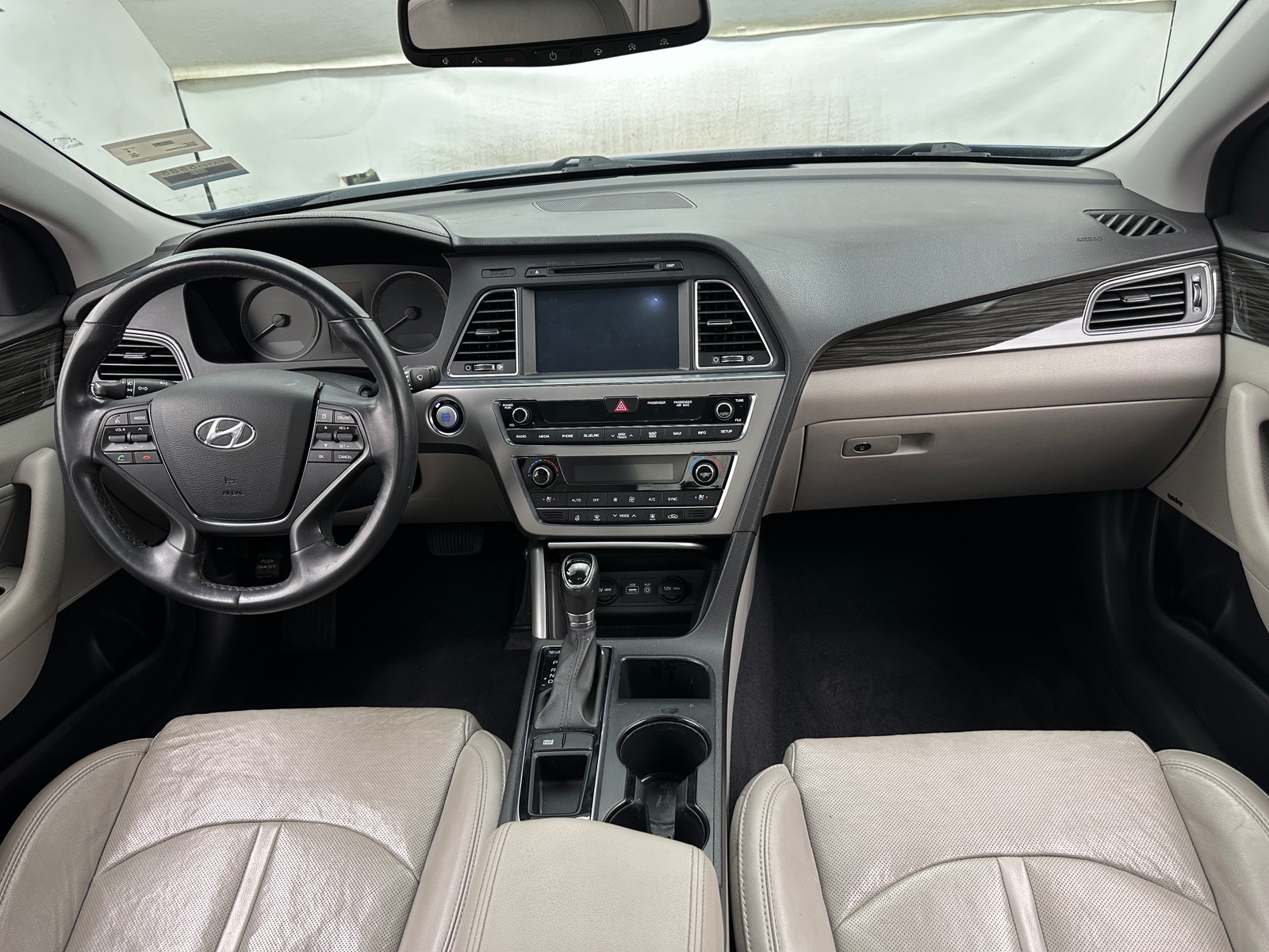 Thumbnail: 2015 Hyundai Sonata - 2