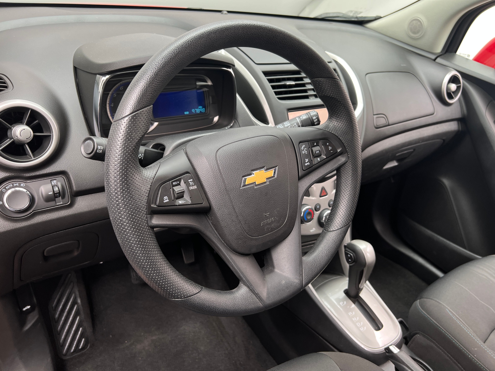 Thumbnail: 2016 Chevrolet Trax - 5