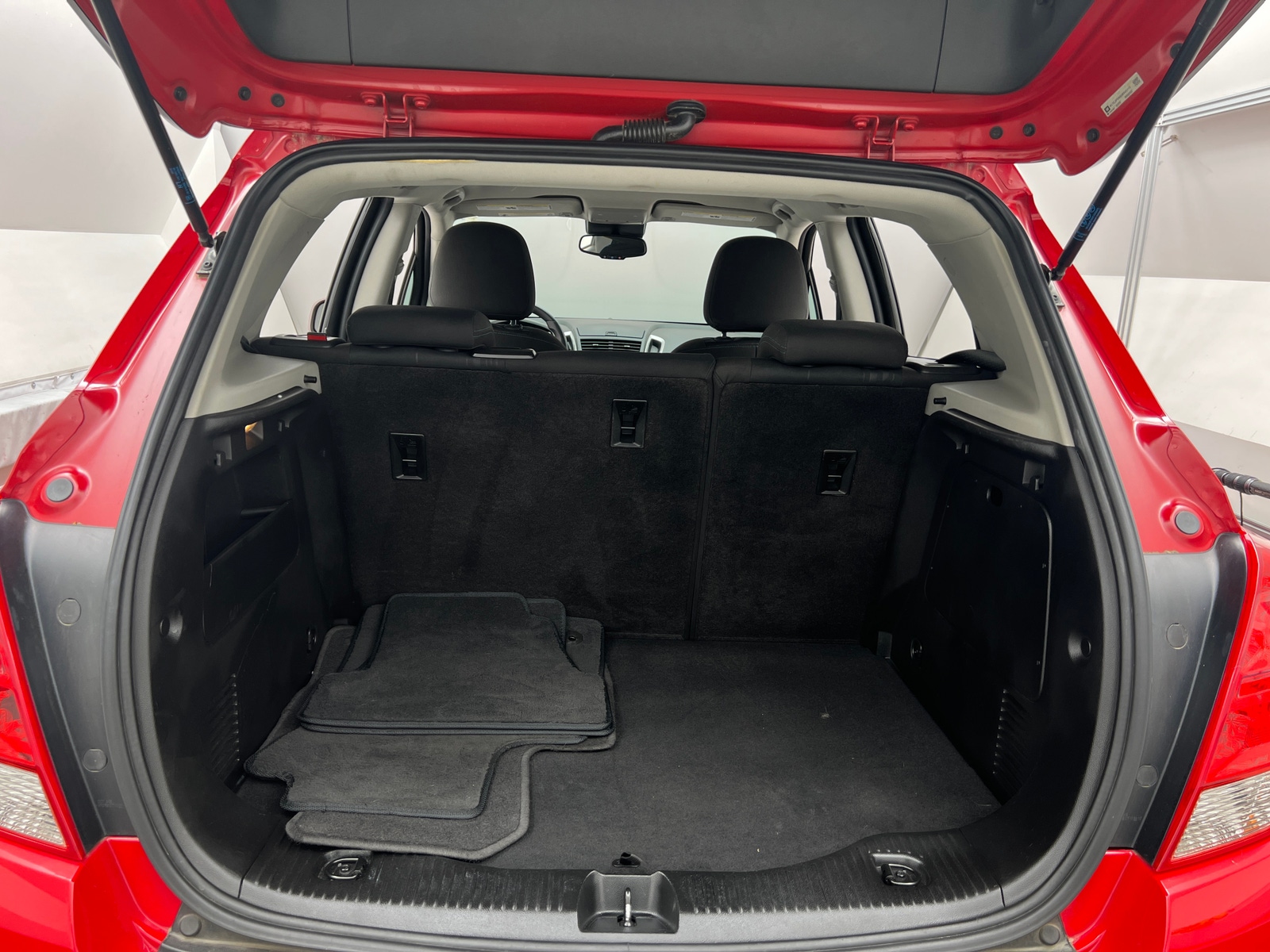 Thumbnail: 2016 Chevrolet Trax - 7