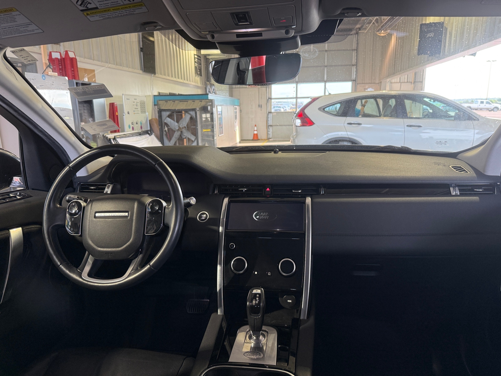 Thumbnail: 2020 Land Rover Discovery Sport - 2