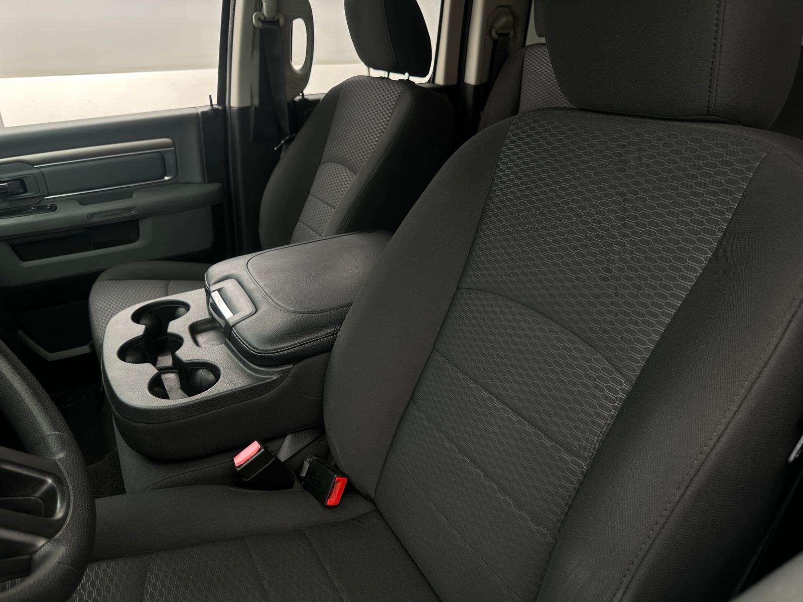 Thumbnail: 2019 RAM 1500 Classic - 2