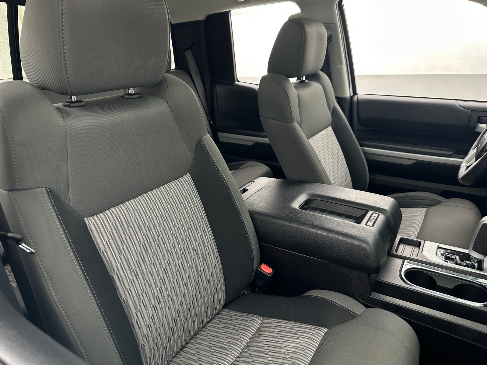 Thumbnail: 2015 Toyota Tundra - 2
