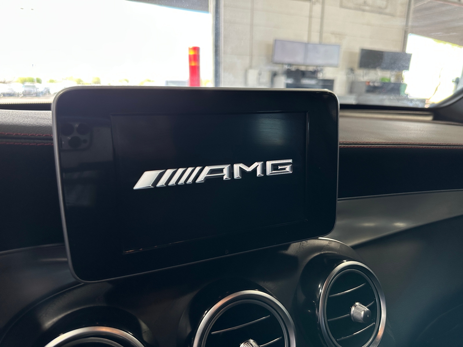 Thumbnail: 2018 Mercedes-Benz GLC - 3