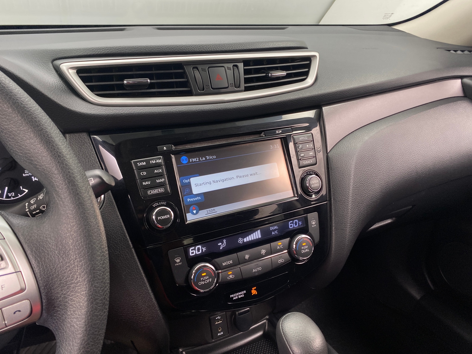 Thumbnail: 2016 Nissan Rogue - 4