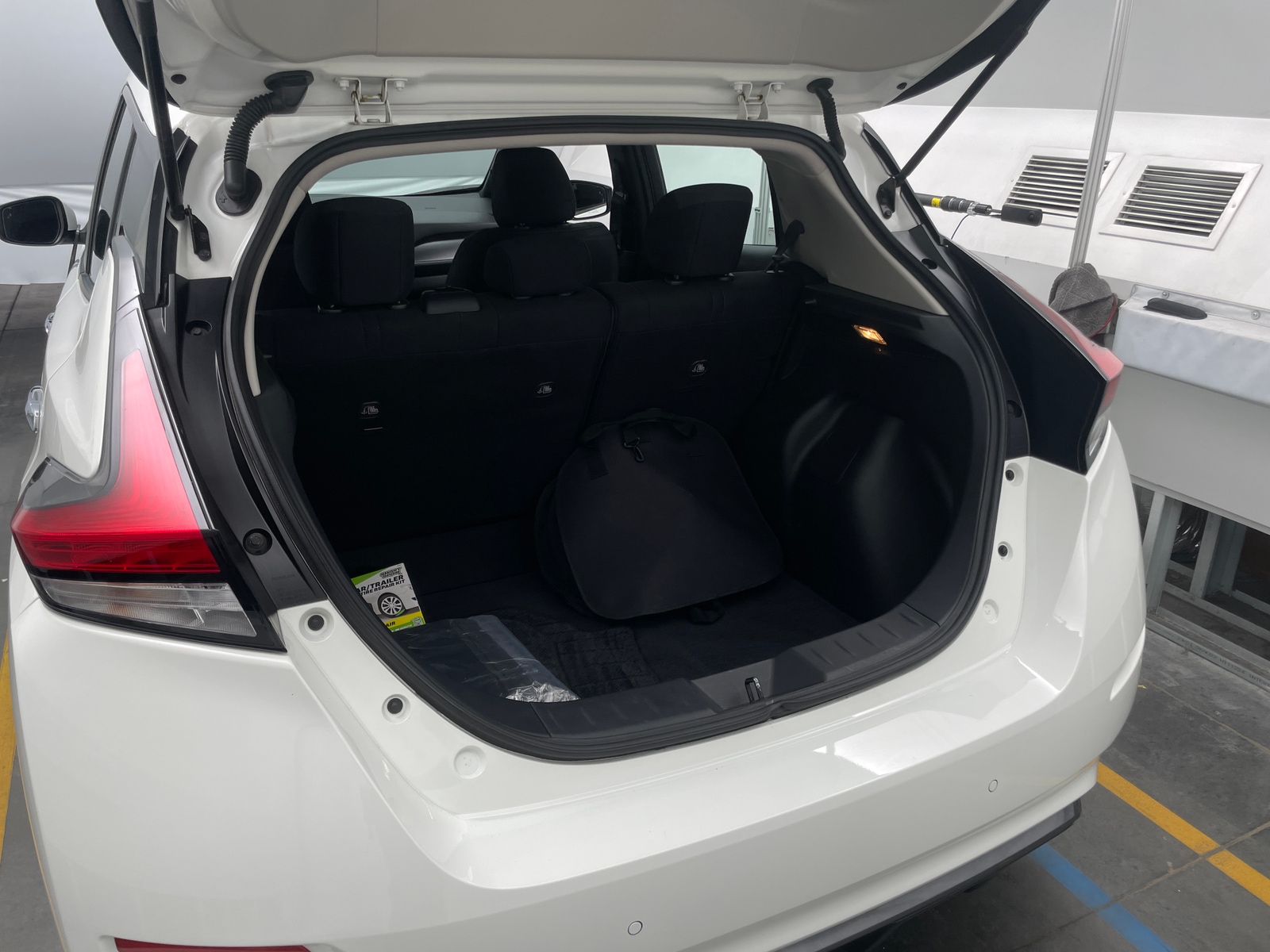 Thumbnail: 2024 Nissan Leaf - 7