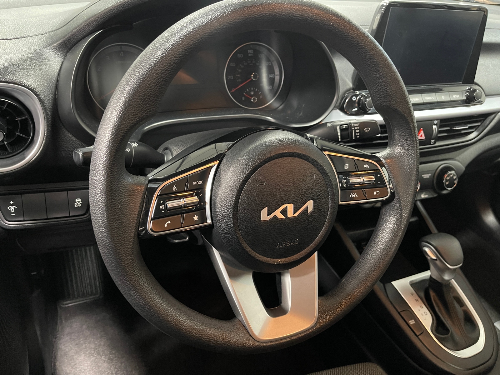 Thumbnail: 2023 Kia Forte - 5