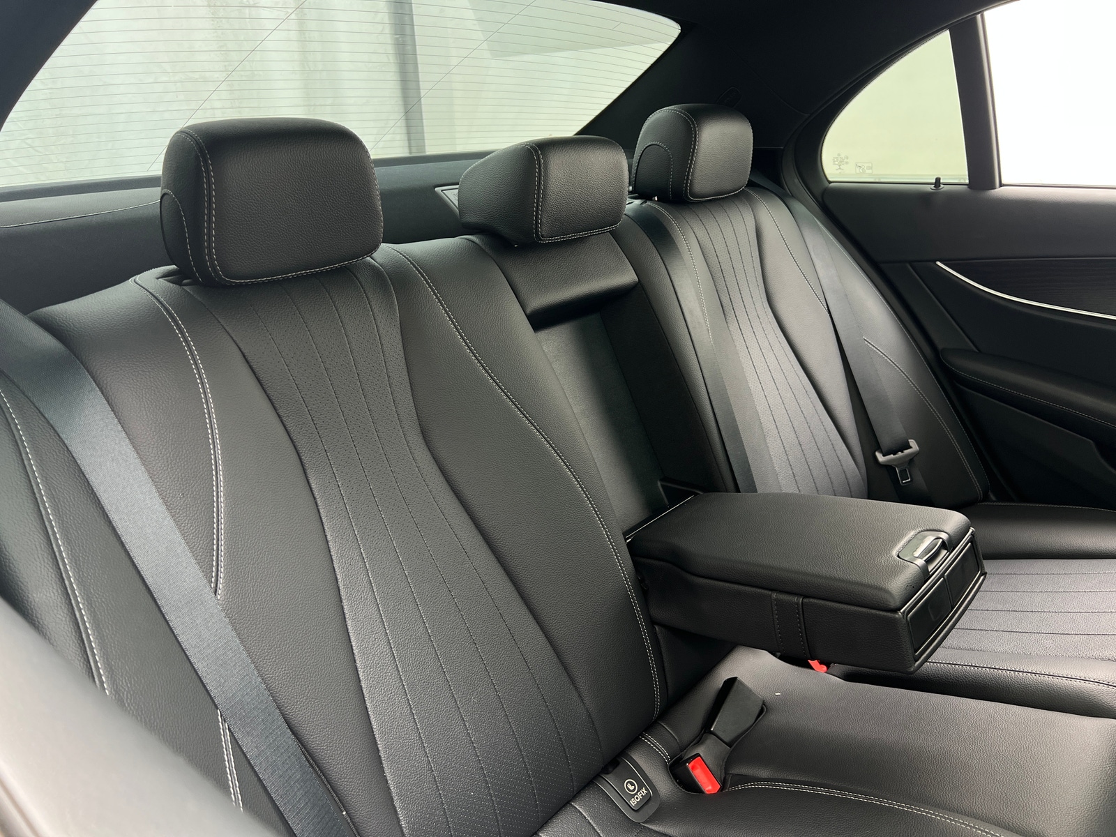 Thumbnail: 2022 Mercedes-Benz E-Class - 5