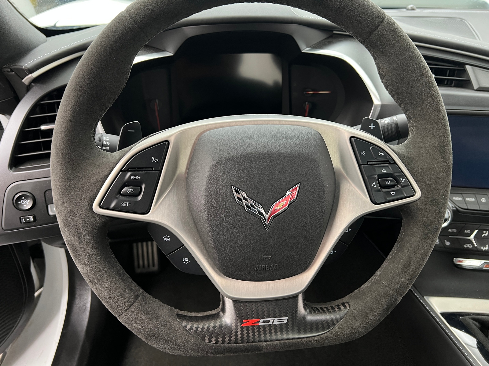 Thumbnail: 2017 Chevrolet Corvette - 3
