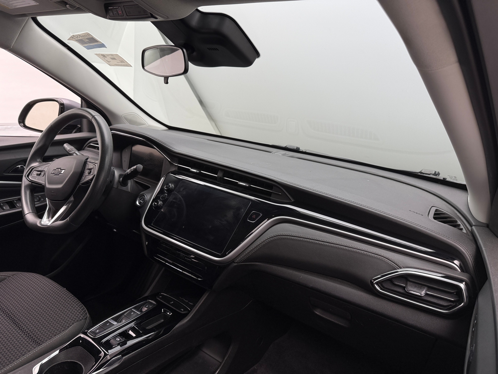 Thumbnail: 2023 Chevrolet Bolt EUV - 3