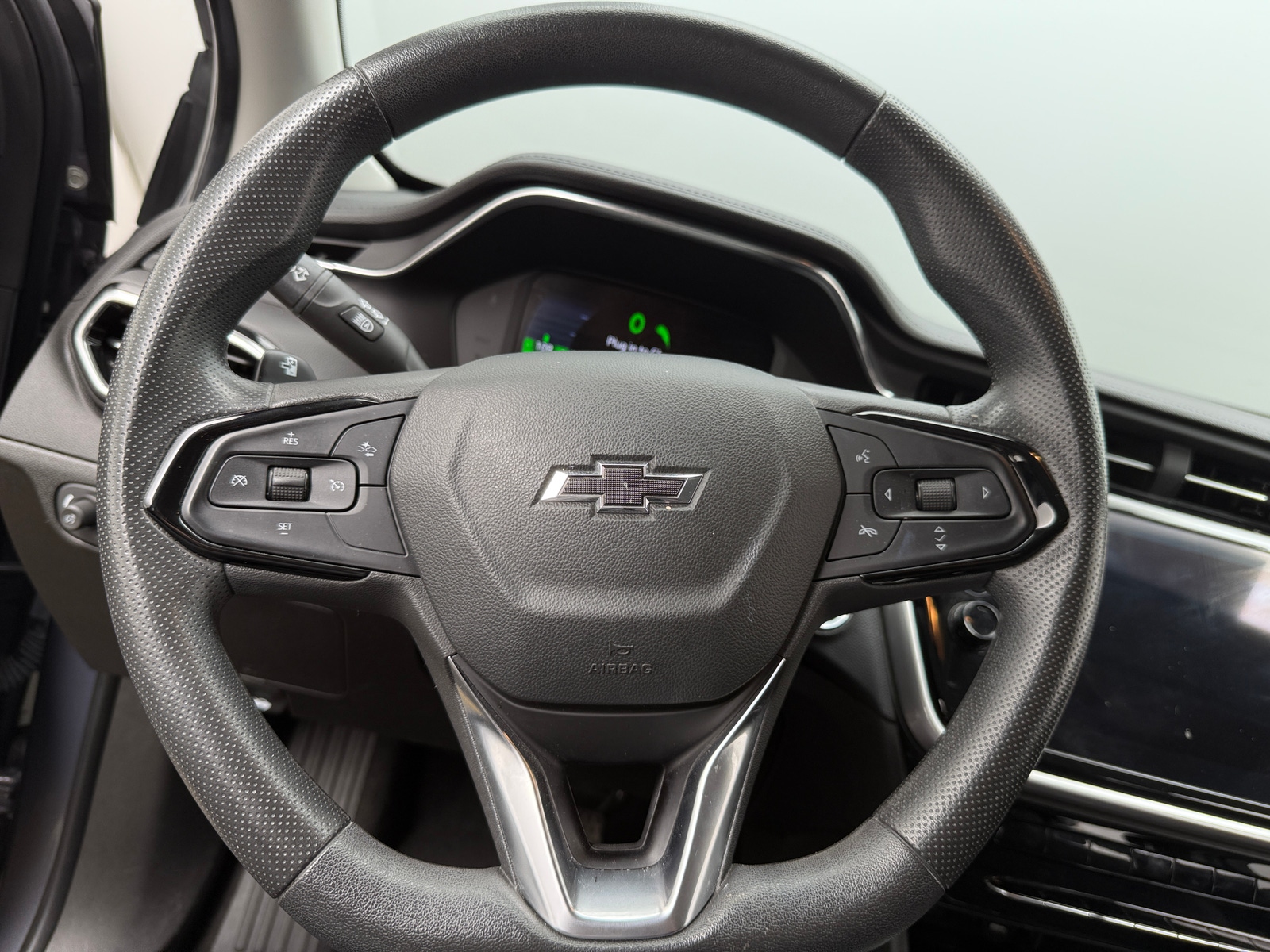 Thumbnail: 2023 Chevrolet Bolt EUV - 5