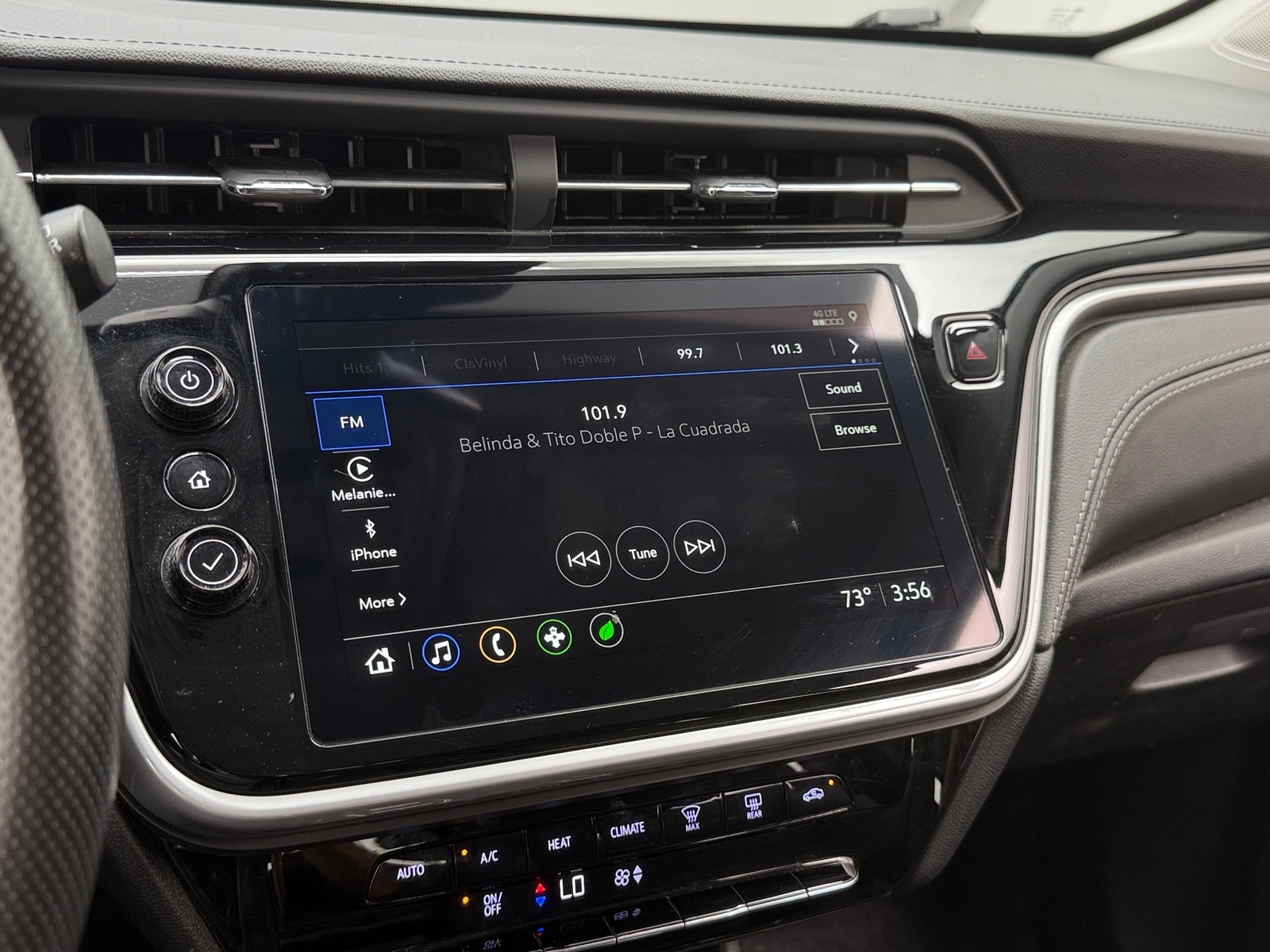 Thumbnail: 2023 Chevrolet Bolt EUV - 4