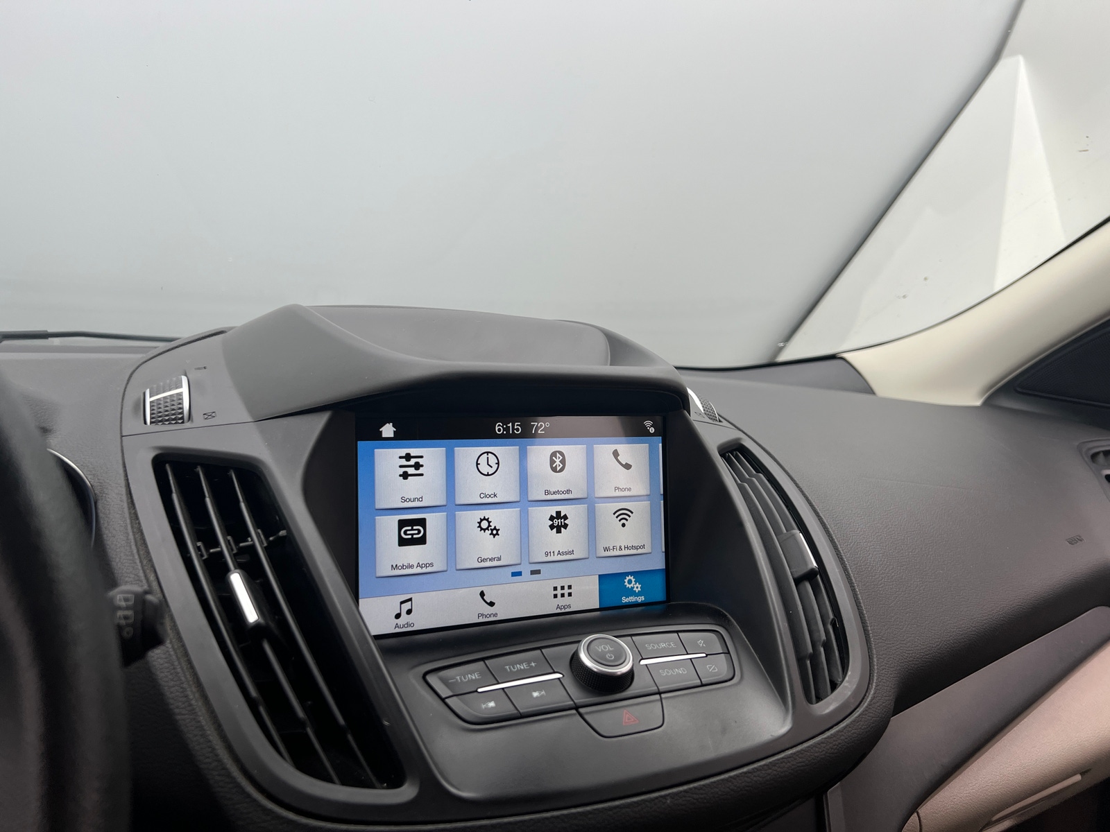 Thumbnail: 2019 Ford Escape - 4