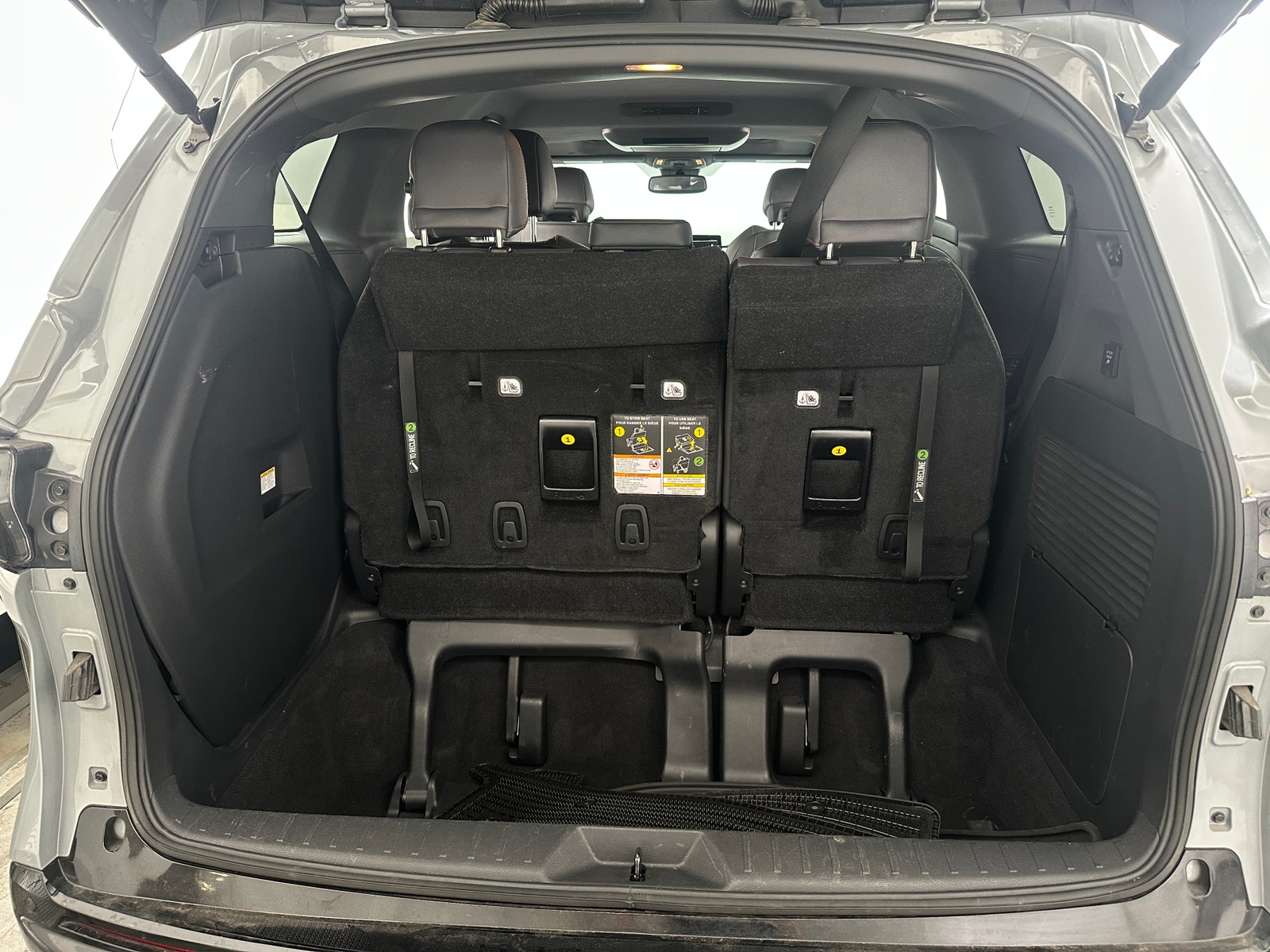 Thumbnail: 2023 Toyota Sienna - 6