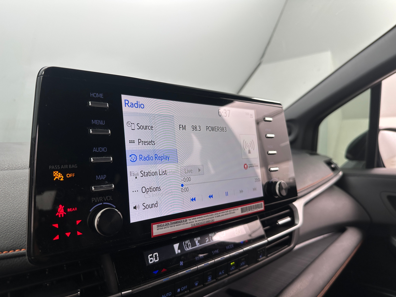 Thumbnail: 2023 Toyota Sienna - 3