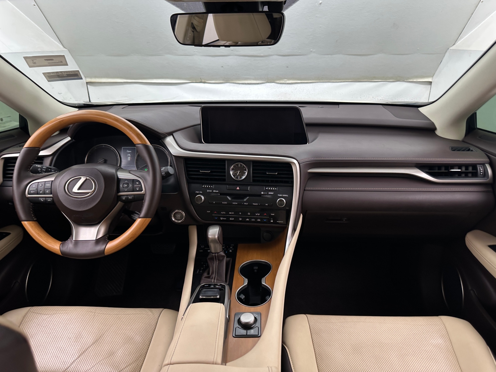 Thumbnail: 2017 Lexus RX - 3