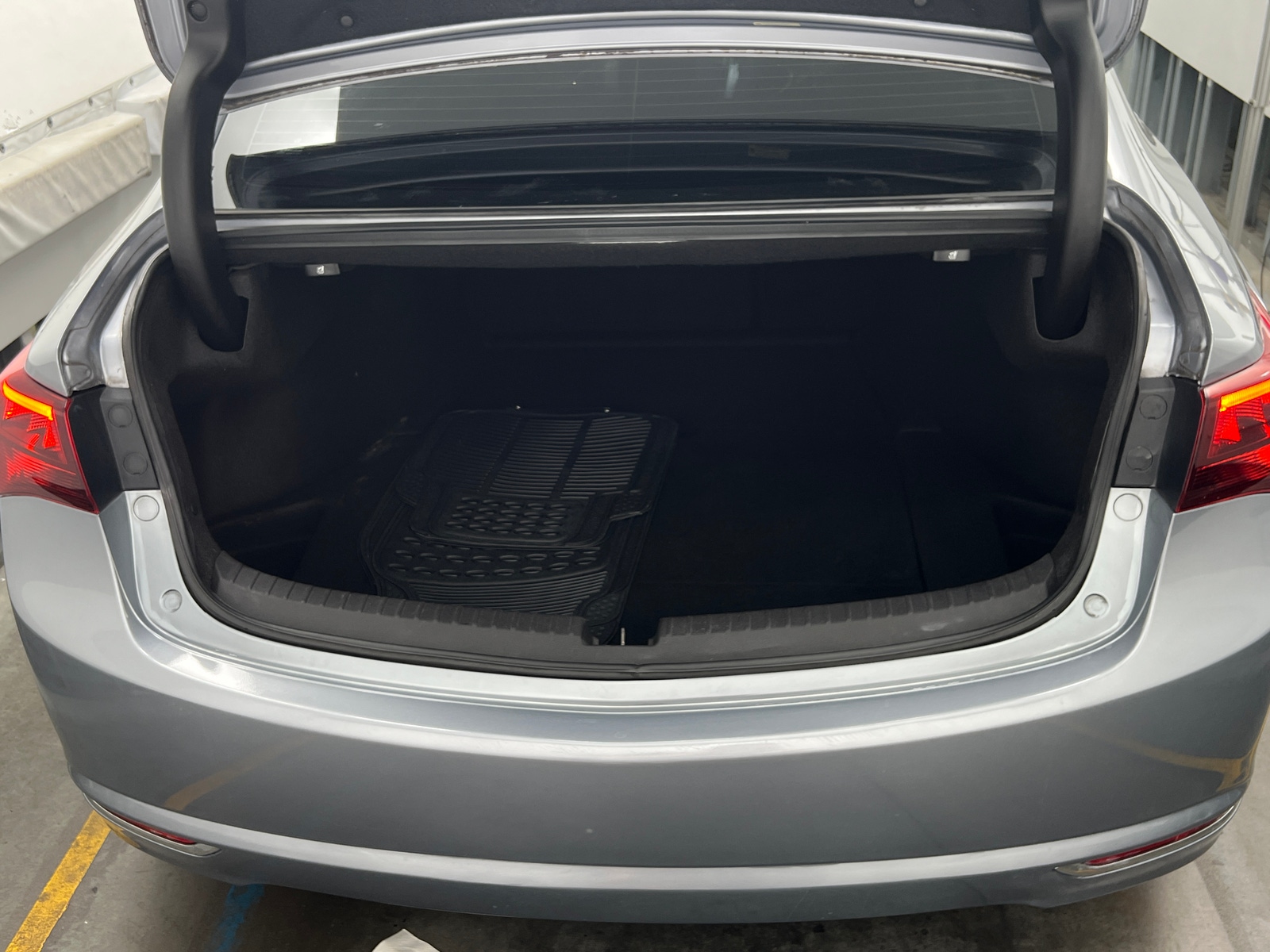 Thumbnail: 2015 Acura TLX - 7