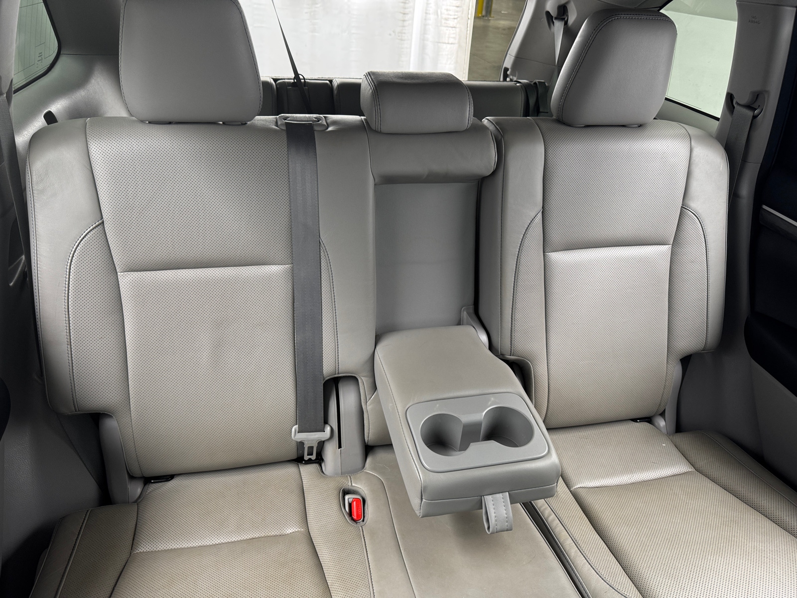 Thumbnail: 2018 Toyota Highlander - 5