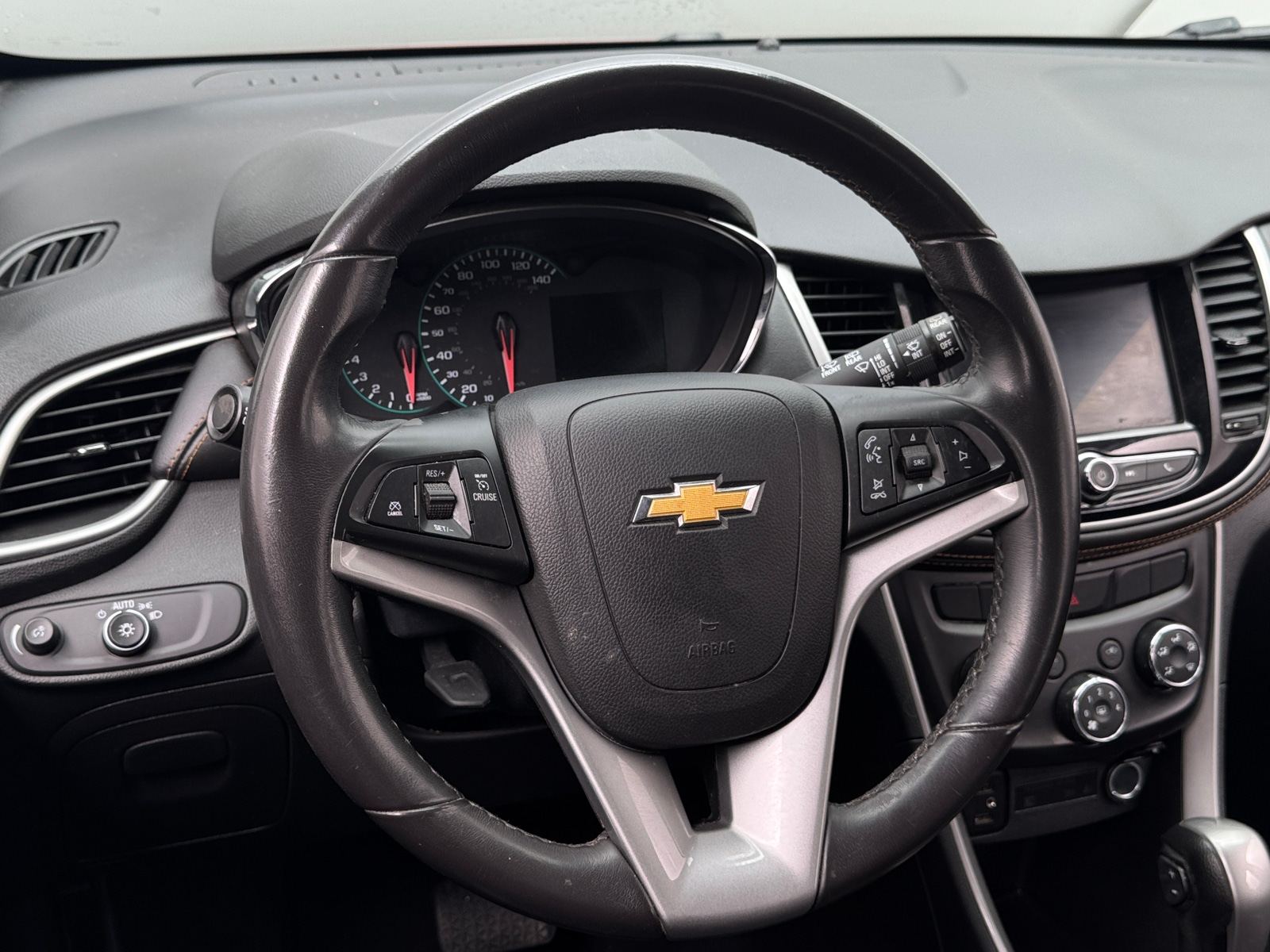 Thumbnail: 2021 Chevrolet Trax - 5