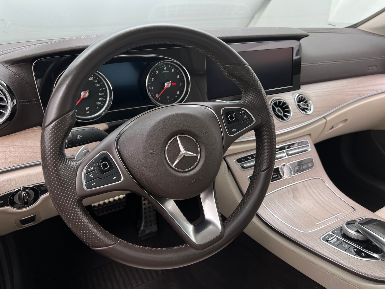 Thumbnail: 2018 Mercedes-Benz E-Class - 3
