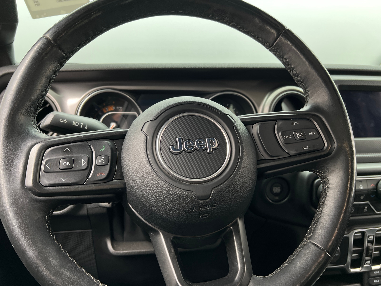 Thumbnail: 2021 Jeep Wrangler - 5