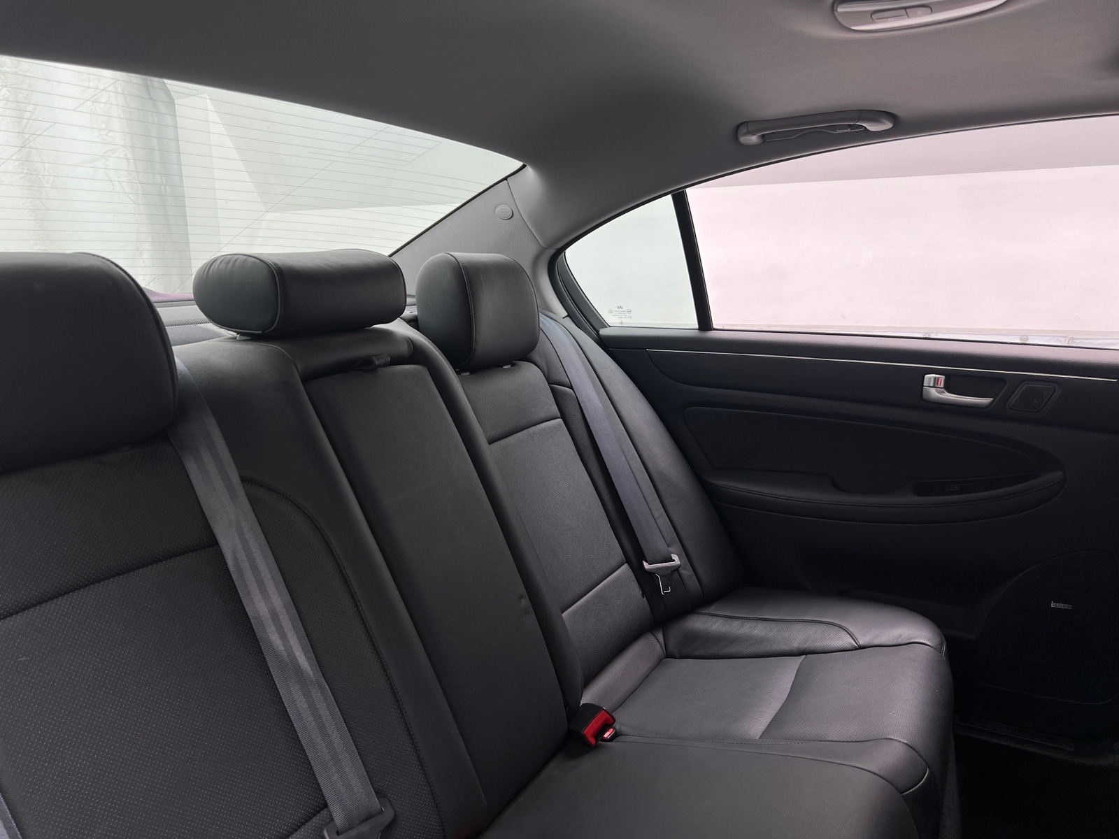 Thumbnail: 2012 Hyundai Genesis - 5