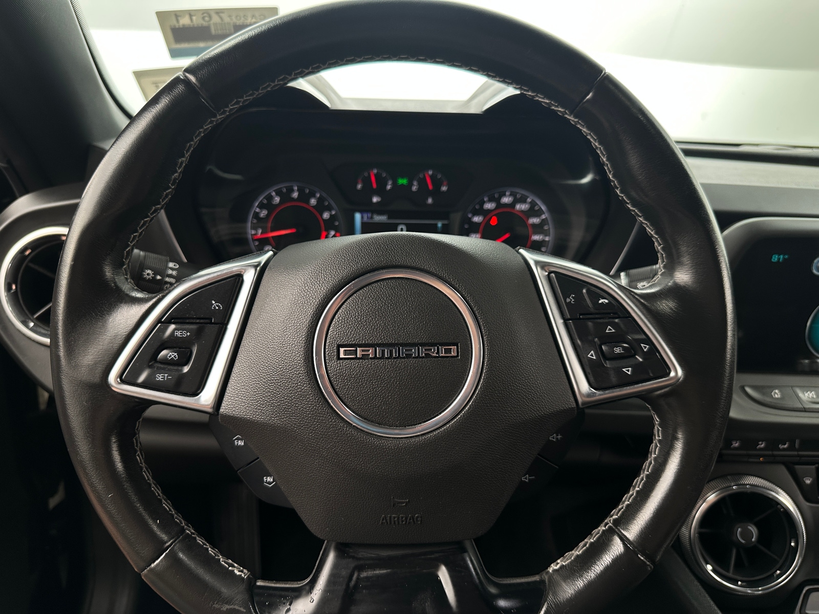 Thumbnail: 2018 Chevrolet Camaro - 4