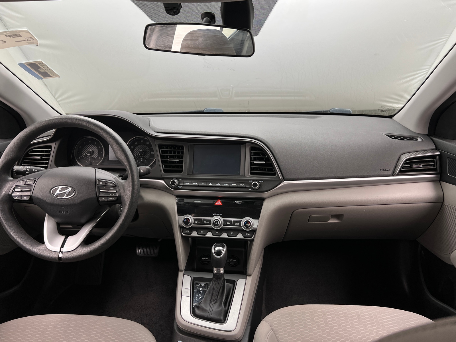 Thumbnail: 2020 Hyundai Elantra - 3
