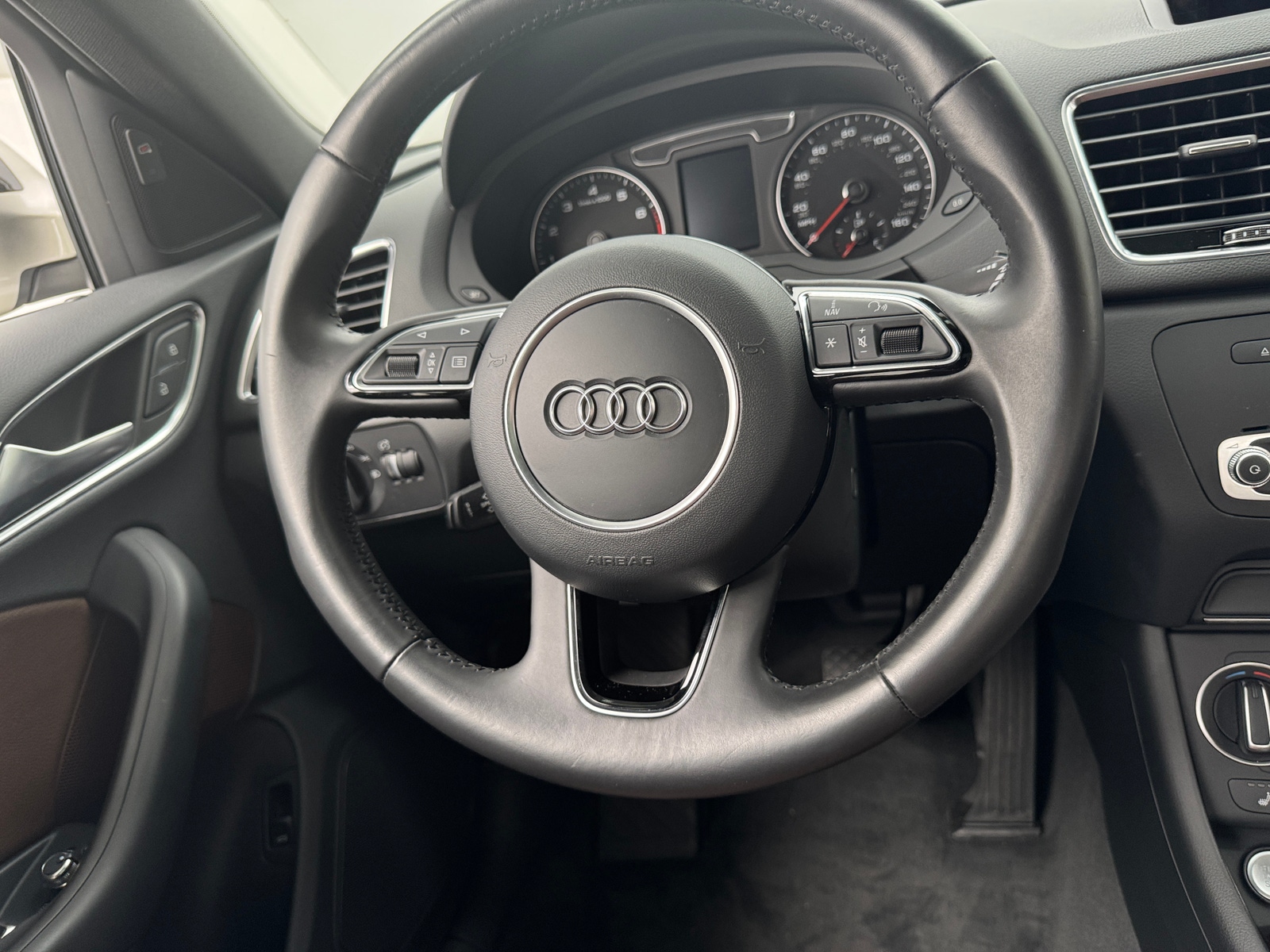 Thumbnail: 2017 Audi Q3 - 4