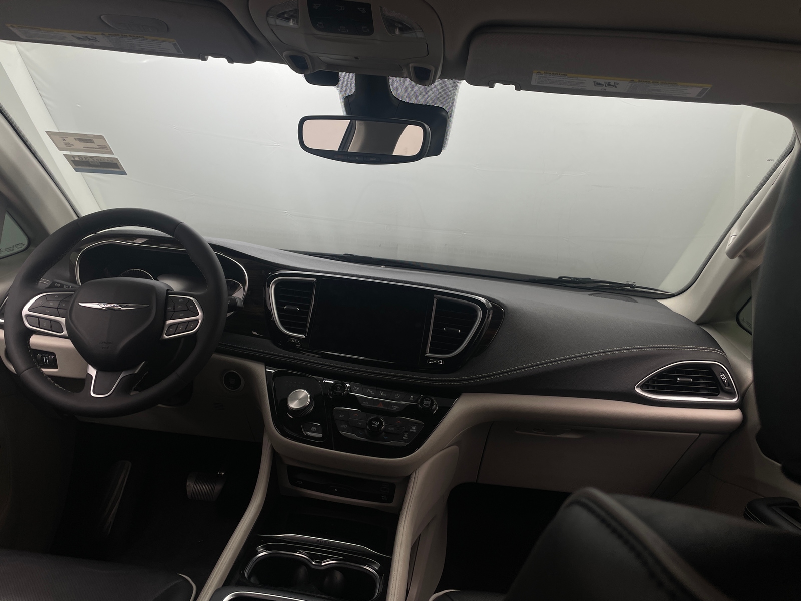 Thumbnail: 2022 Chrysler Pacifica - 2