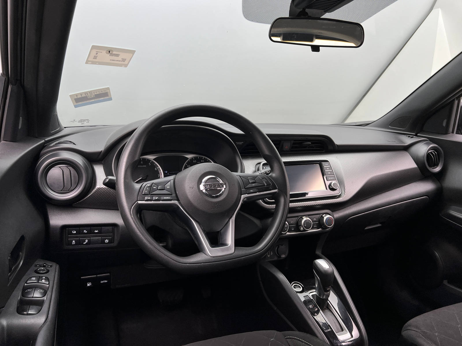 Thumbnail: 2020 Nissan Kicks - 3