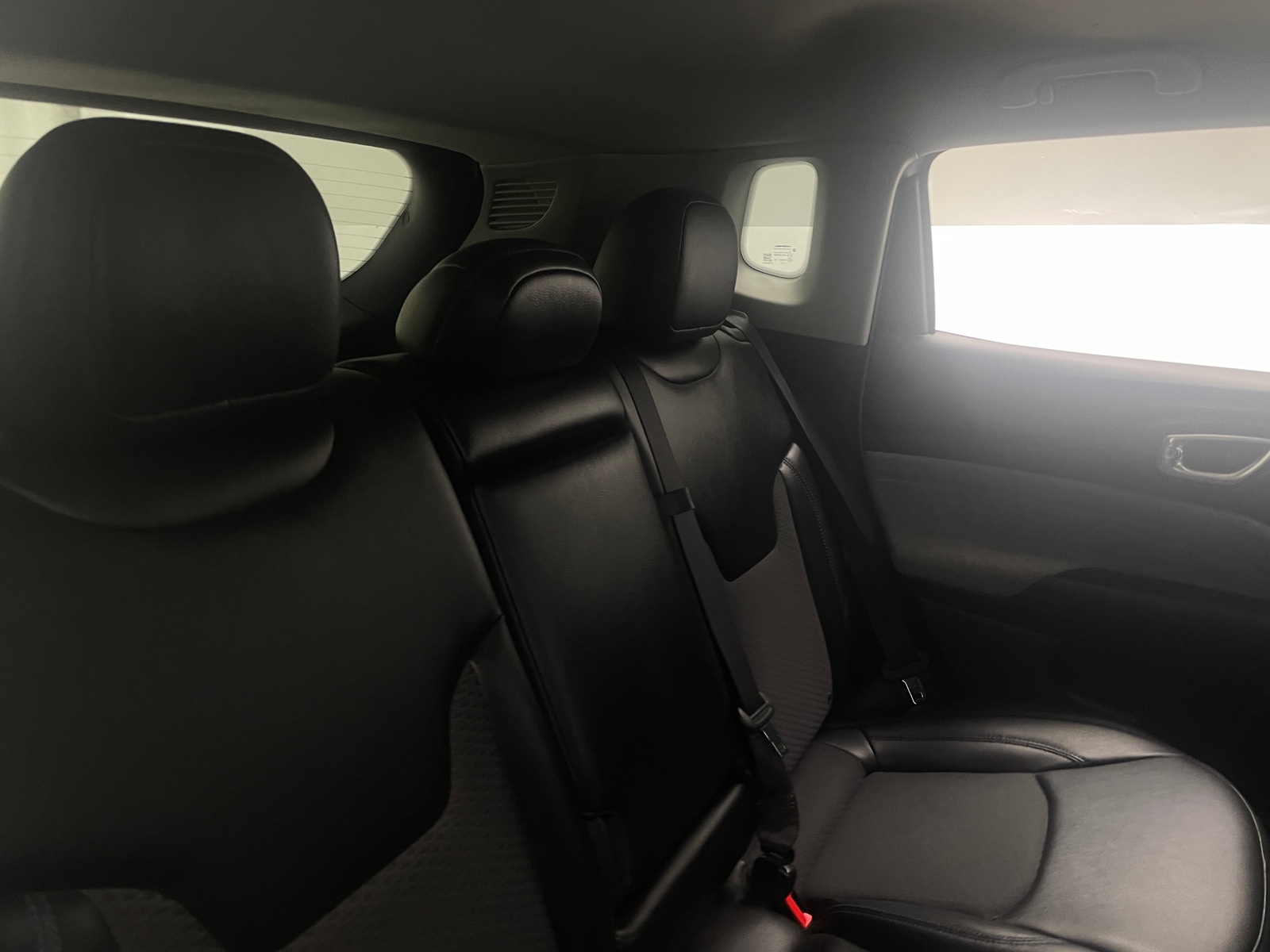 Thumbnail: 2022 Jeep Compass - 6