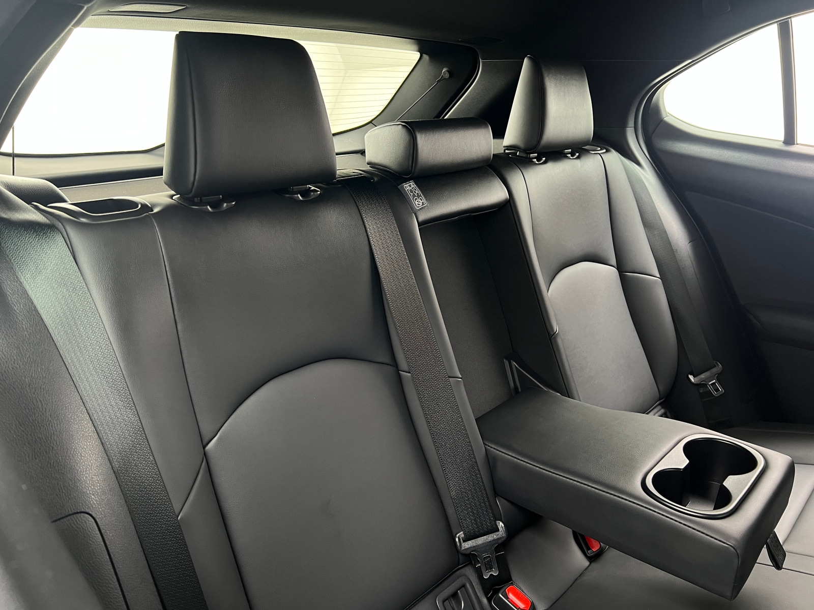 Thumbnail: 2020 Lexus UX - 5