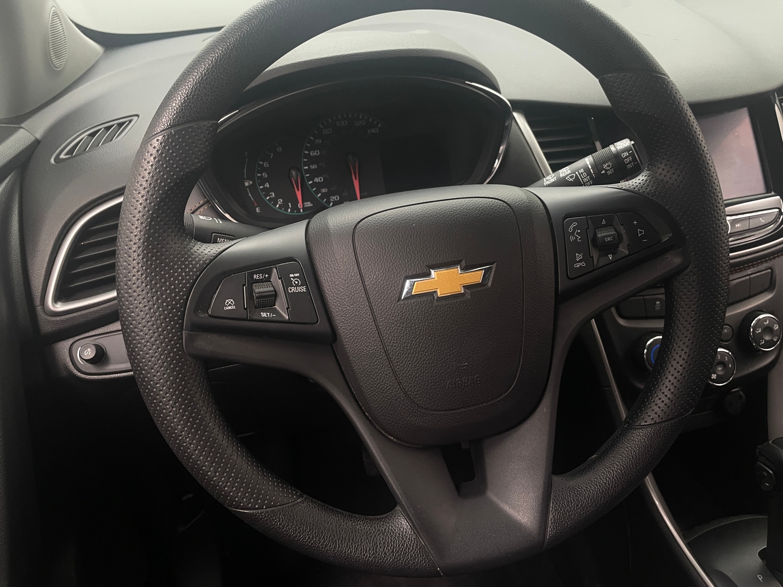 Thumbnail: 2021 Chevrolet Trax - 5