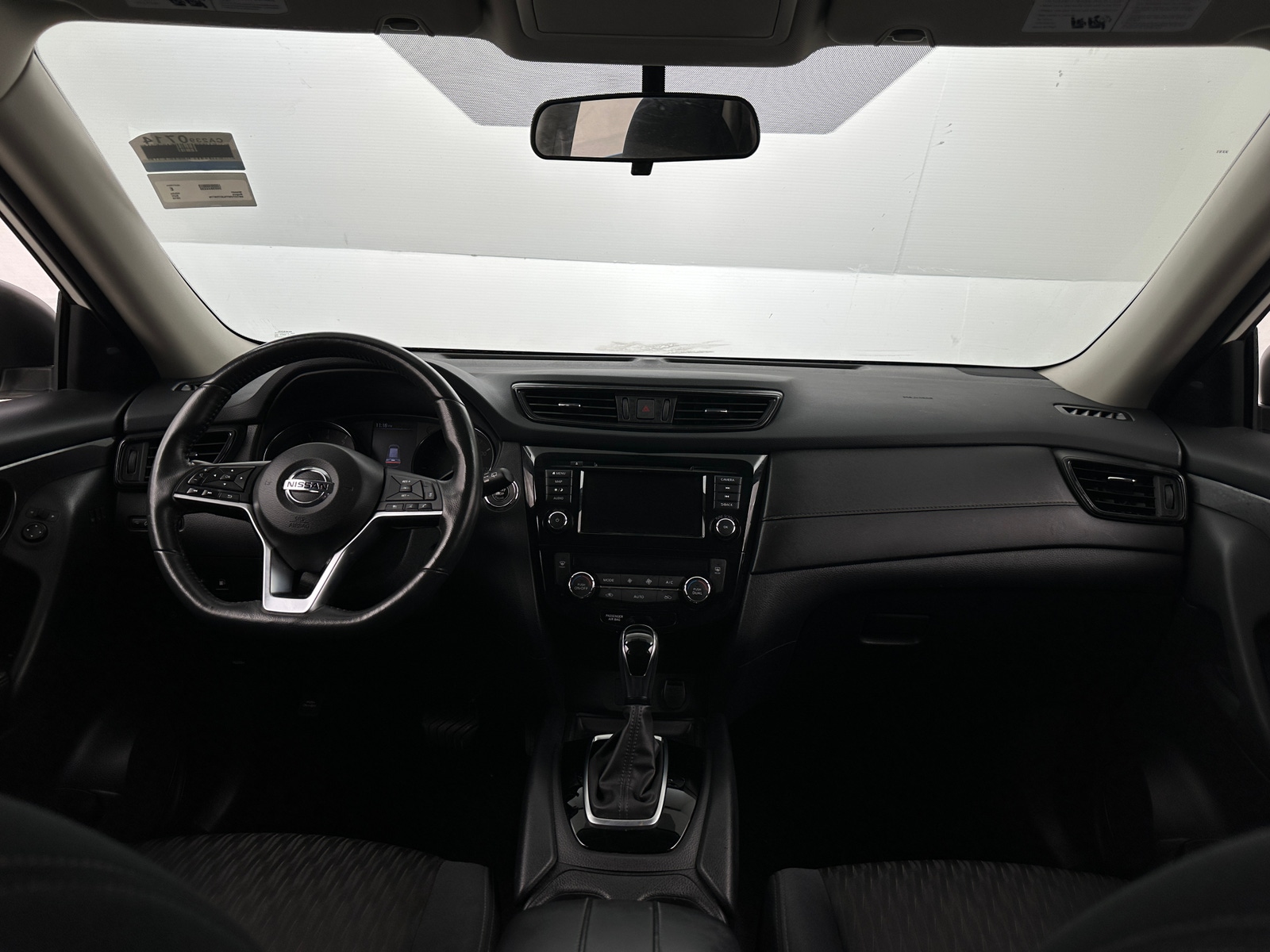 Thumbnail: 2018 Nissan Rogue - 3