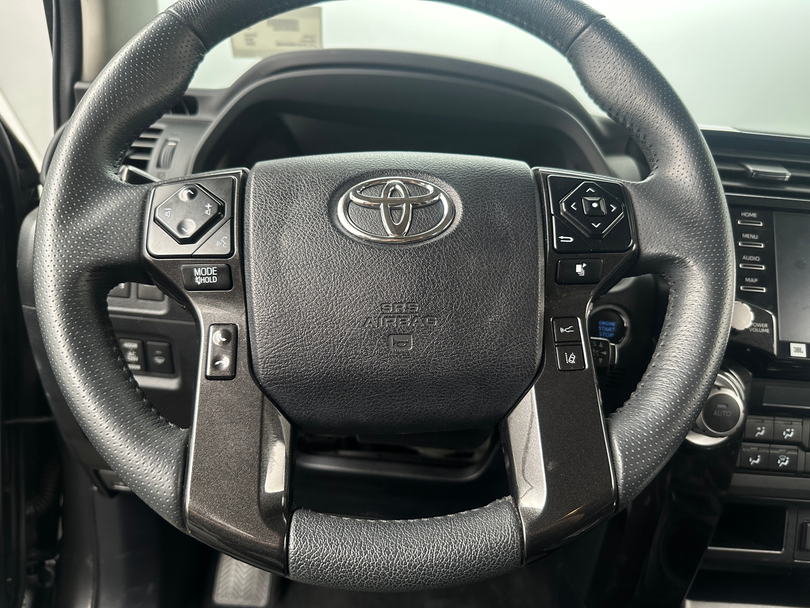 Thumbnail: 2022 Toyota 4Runner - 4