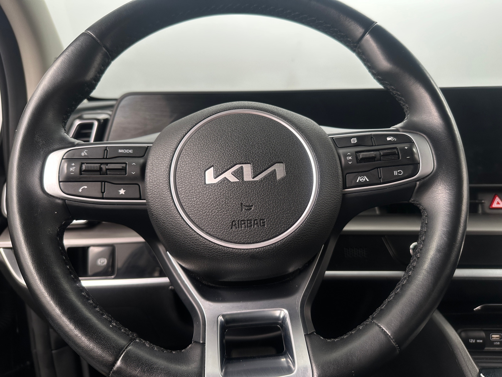 Thumbnail: 2023 Kia Sportage - 4