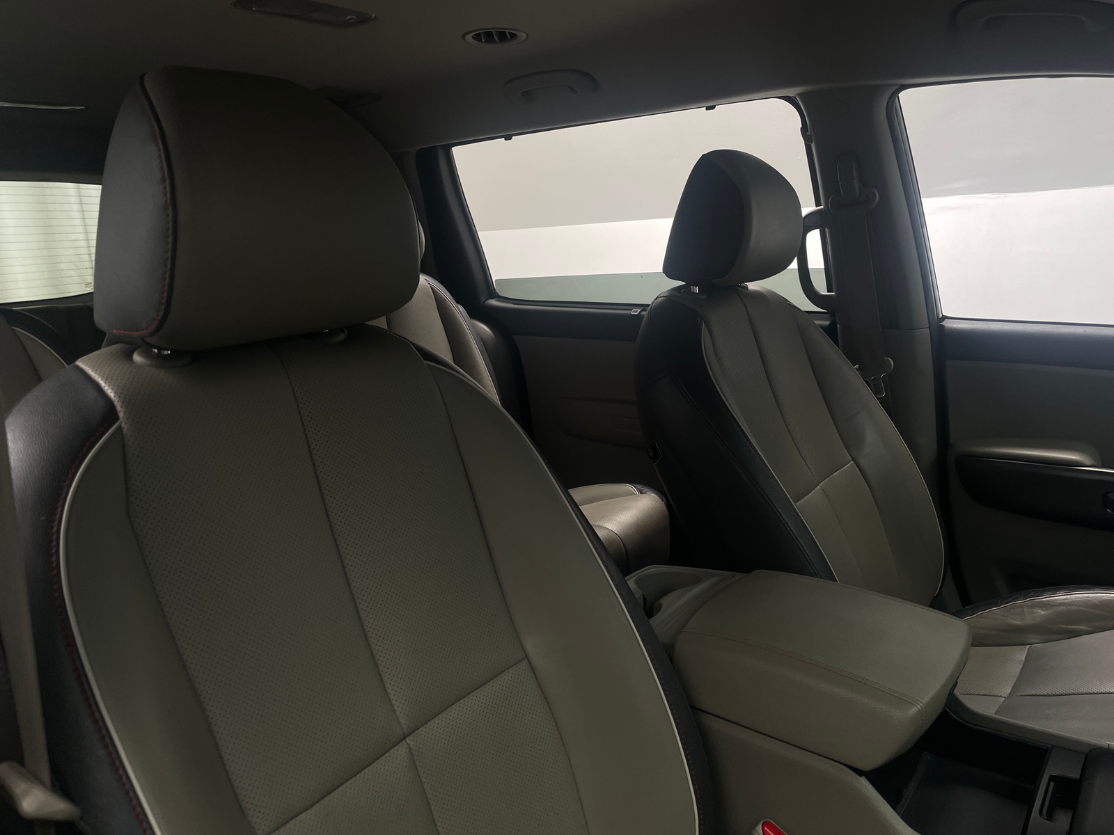 Thumbnail: 2017 Kia Sedona - 2